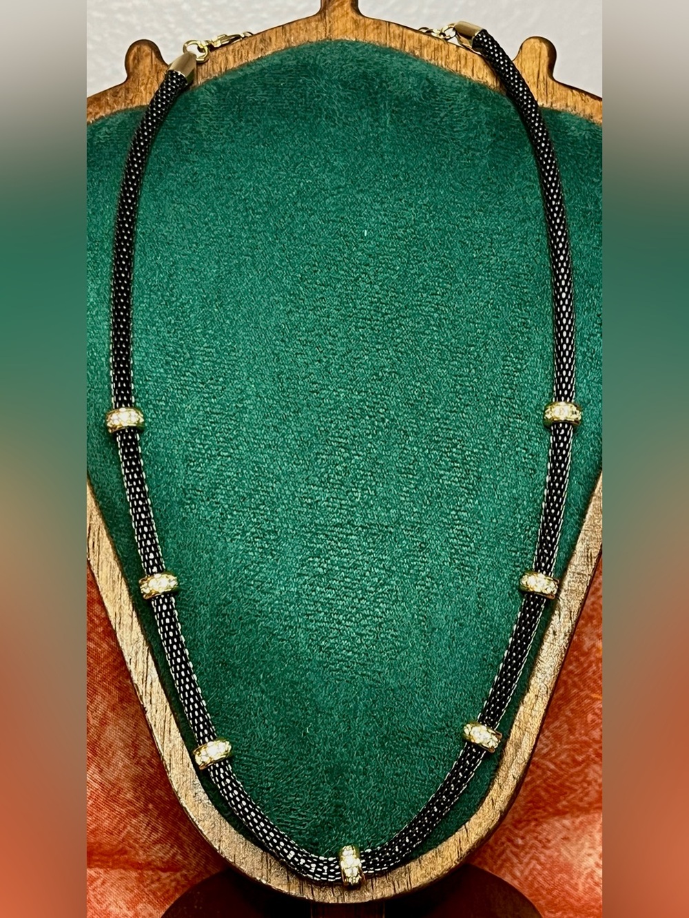 Black & Gold 14-16” Necklace w/Crystal Rondels & Black Bracelet w/ Gold Flower